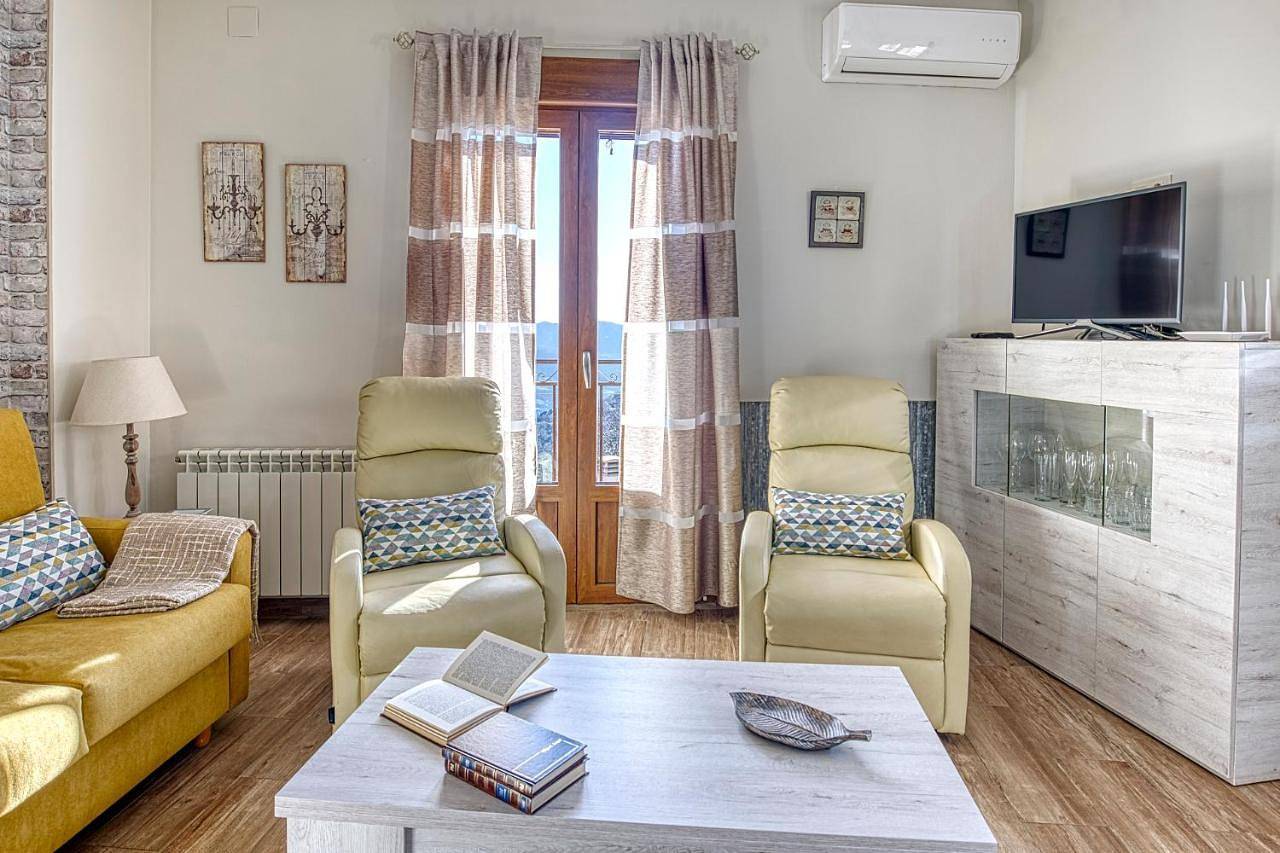 Two-Bedroom House in El Torno, Valle del Jerte