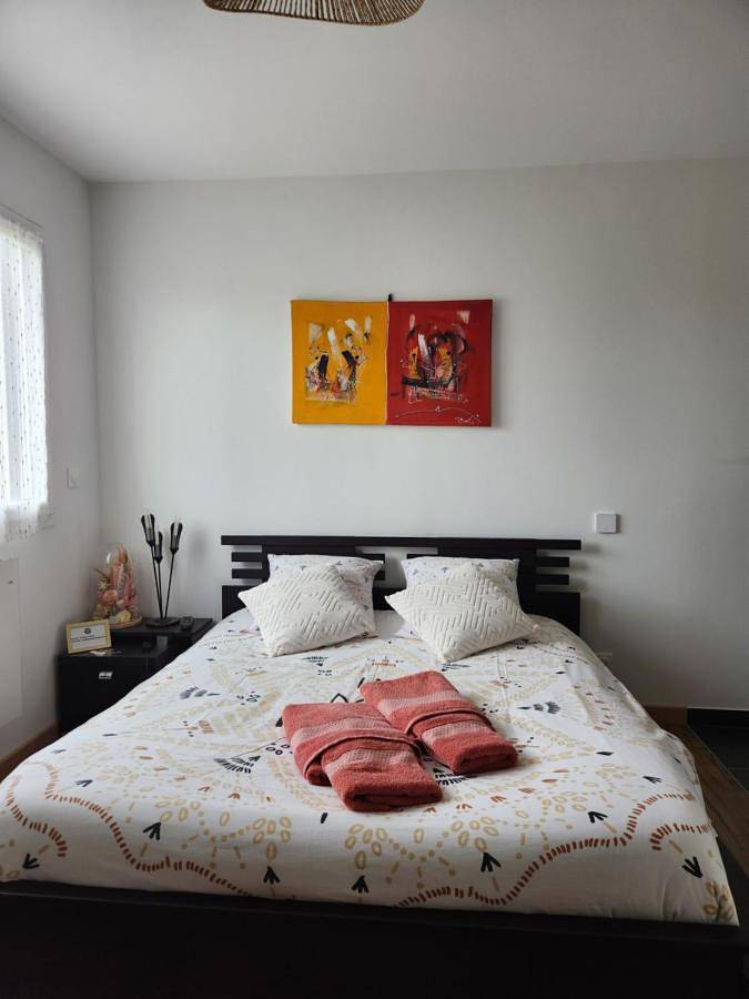 Gîte pour 2 personnes, avec terrasse à Juillan - 3