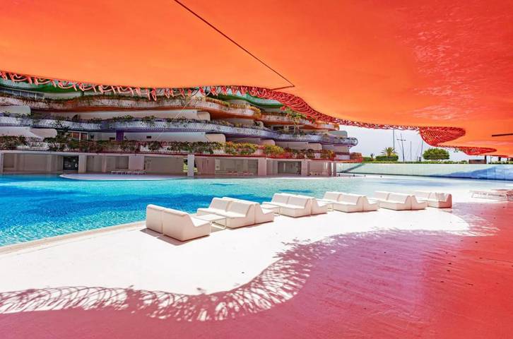 Apartamento de vacaciones para 5 personas, con vistas y jardín además de balcón y piscina - 1