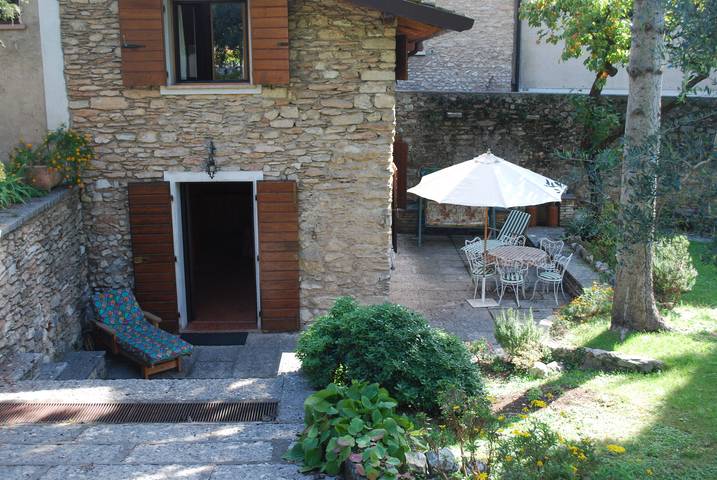 Ferienwohnung für 4 Personen, mit Terrasse und Garten