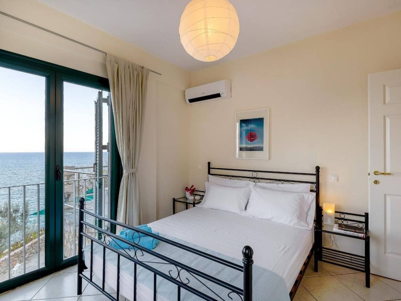 Salvador Dali Villa in Pera Melana, Kinuria