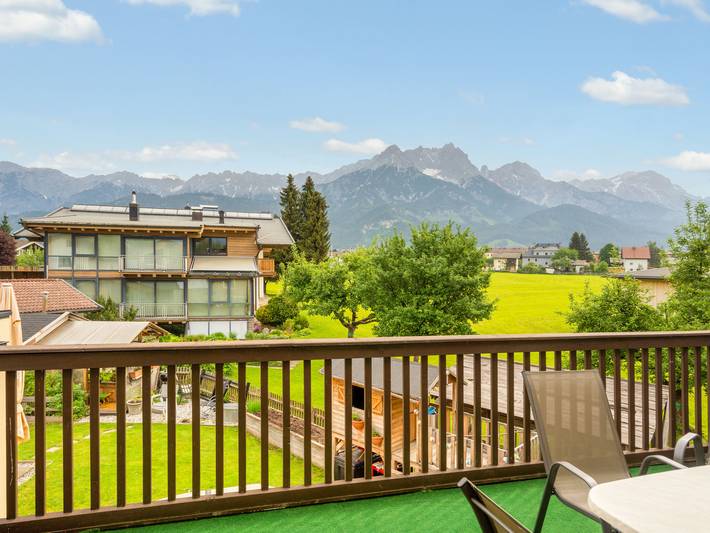 Ferienhaus für 6 Personen, mit Balkon und Terrasse sowie Garten und Ausblick