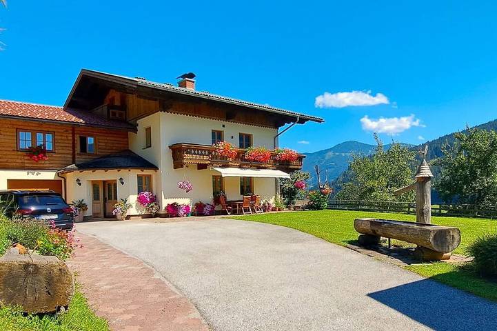 Ferienwohnung für 4 Personen, mit Balkon und Garten in Bischofshofen