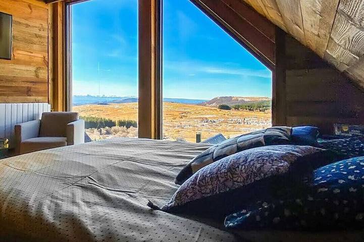 Chalet l’Anorak Super Besse centre 4/10 pers, vue exceptionnelle Lac et Pistes. in Super Besse, Besse-et-Saint-Anastaise