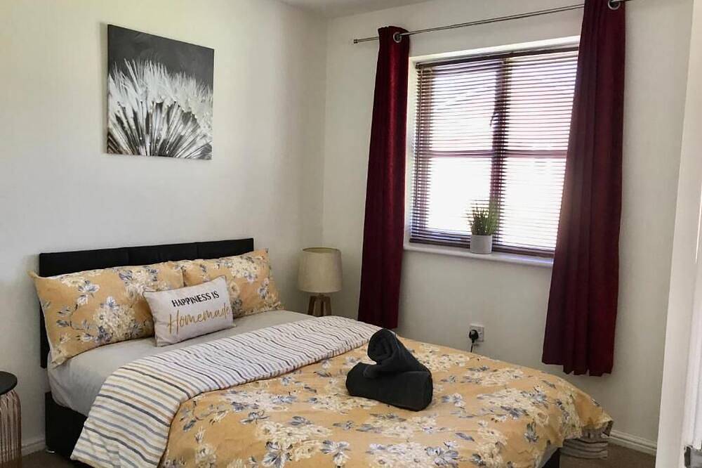 Kettering Leisure Holiday Home in Kettering, Northamptonshire