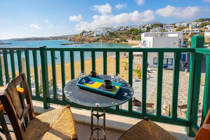 Gîte pour 4 personnes, avec vue et balcon dans Píso Livádi