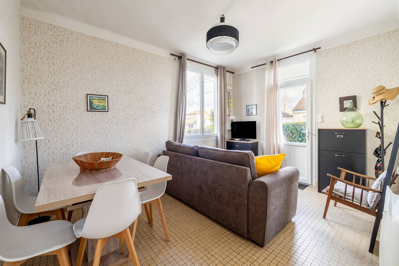 Holiday Home 'Blériot' with Private Terrace, Private Garden and Balcony in Pornic, Côte de Jade