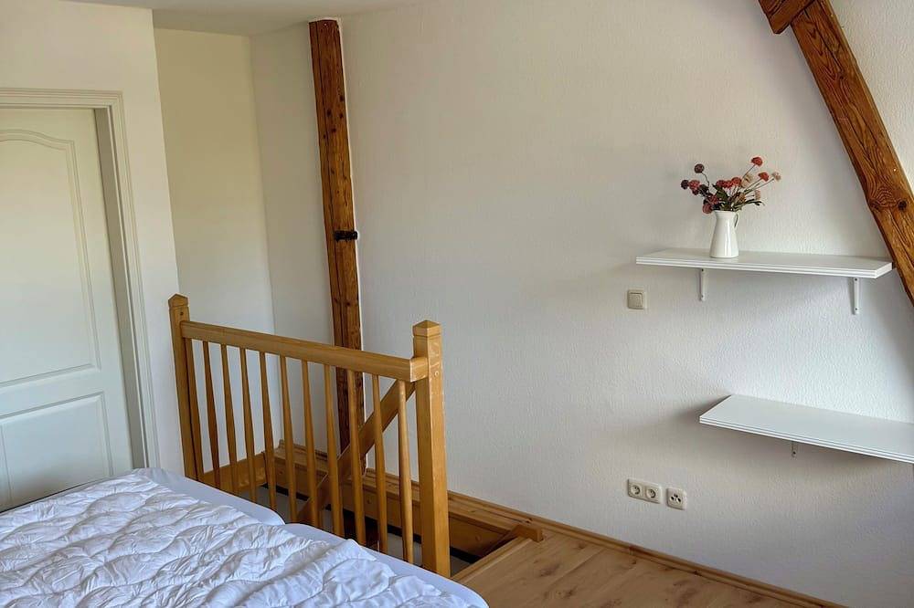 Ganze Wohnung, Familienbett, Garten, Sauna: Zwischen Ostsee und Wald in Wittenbeck, Bad Doberan & Umland