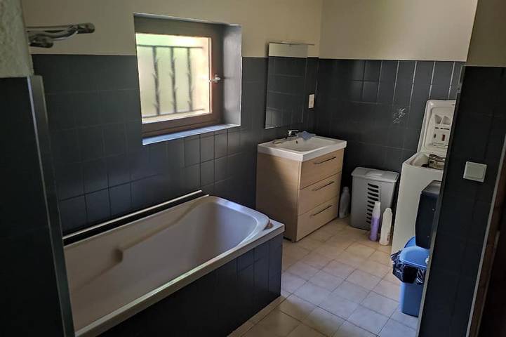 Location de vacances pour 10 personnes, avec terrasse et jardin à Joyeuse - 4