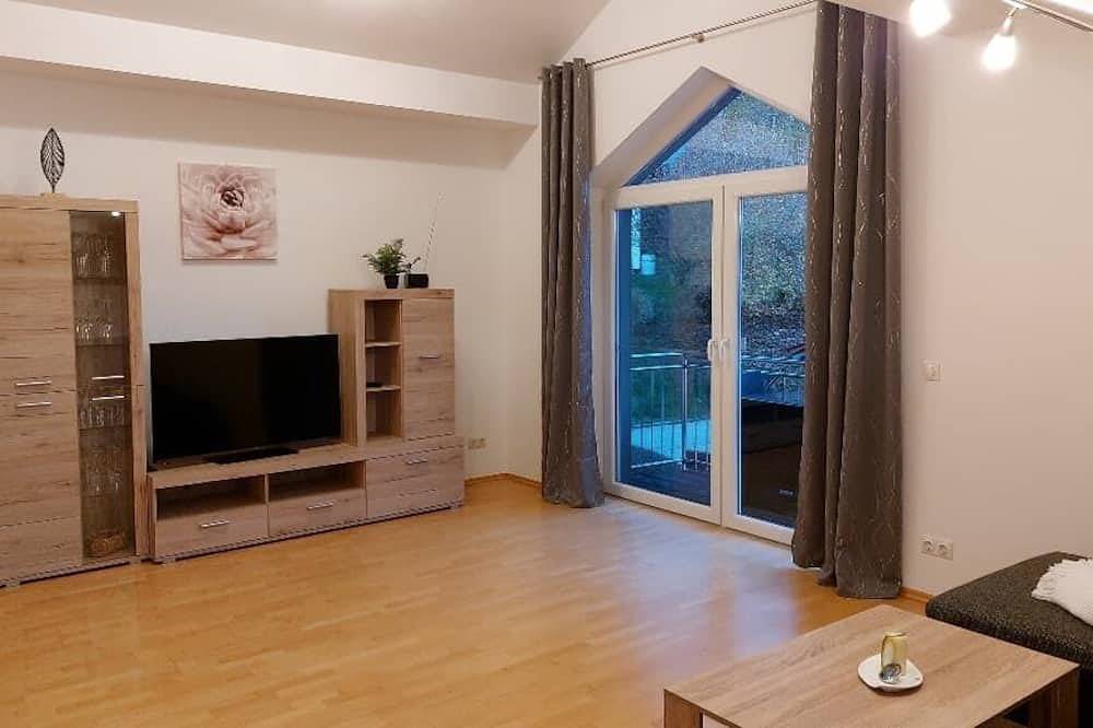 Luxuriöse Ferienwohnung mit Badewanne und Balkon, foto 8
