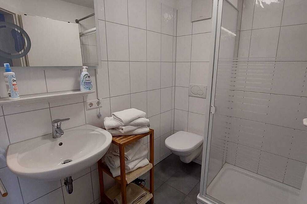 Ganze Wohnung, Gemütliches Apartment am Bodensee \"Harbour Apartments Höri\" Erdgeschoss 2b in Moos, Untersee