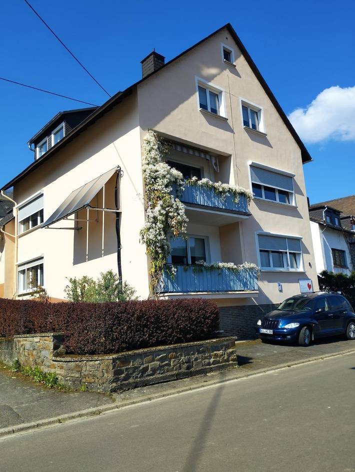 Ferienwohnung für 8 Personen, mit Balkon und Terrasse in Reil