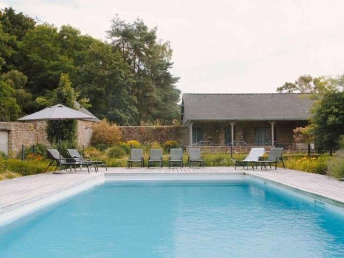 Hôtel pour 2 personnes, avec jacuzzi et sauna ainsi que piscine et jardin, animaux acceptés à Le Tronchet - 4