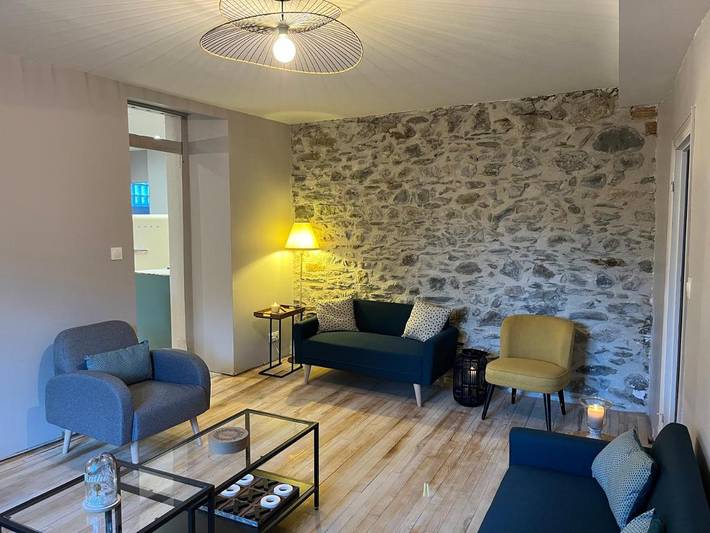 Location de vacances pour 10 personnes, avec vue et jardin à Perles-et-Castelet - 2