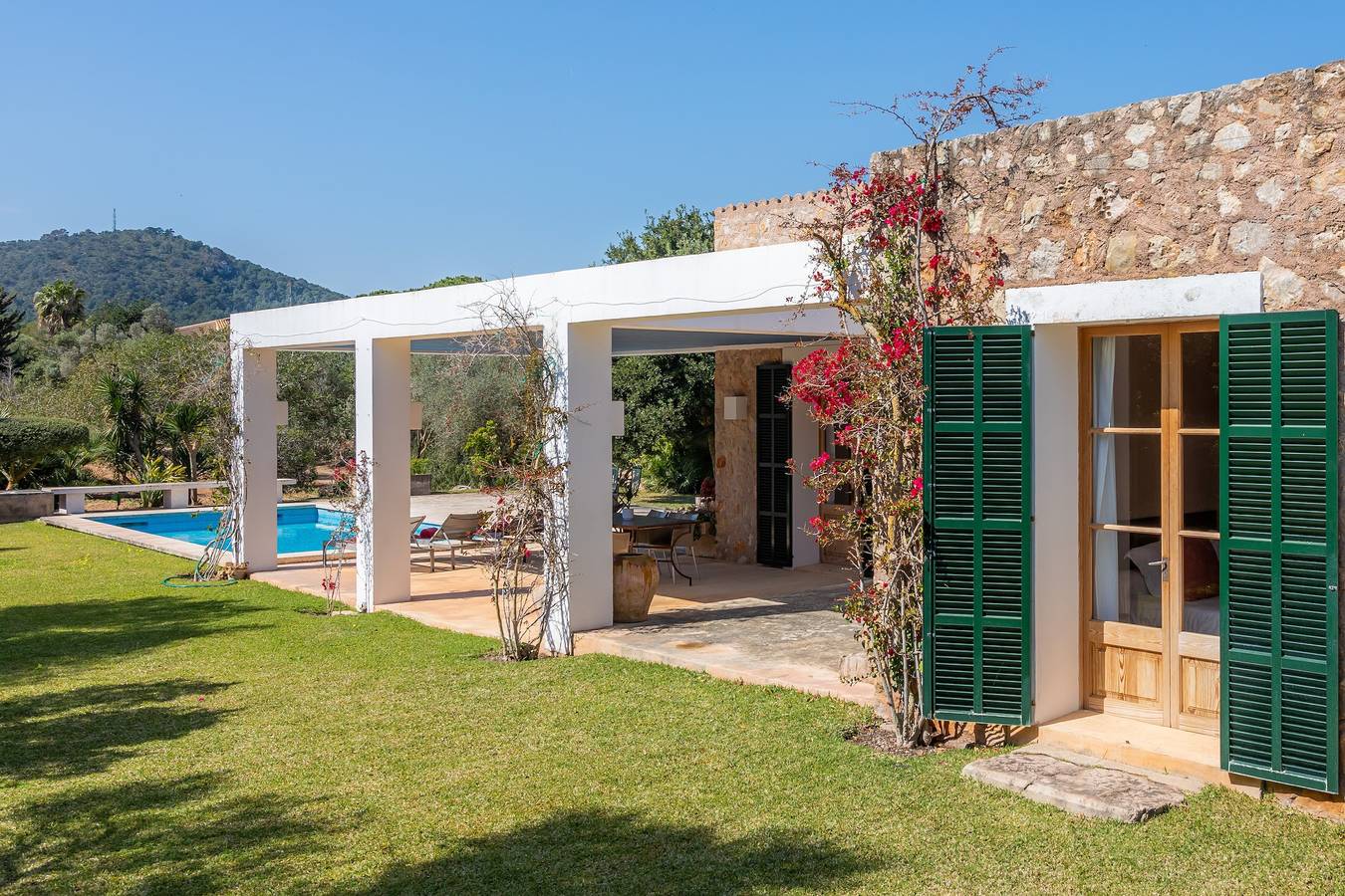 Traumhafte Finca mit Wlan, Pool, Garten, und Terrasse; Parkplätze vorhanden in Port Nou, Son Servera