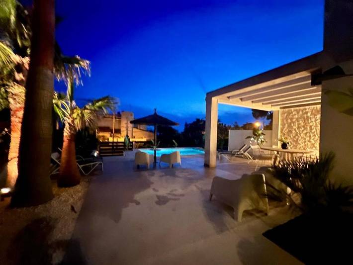 Ferienhaus für 6 Personen, mit Balkon und Terrasse sowie Garten und Pool in Cala Pi - 2