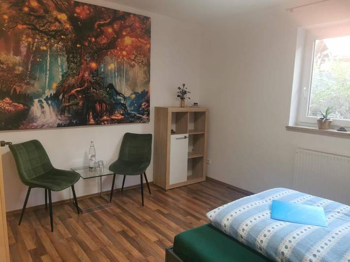 Ferienhaus für 3 Personen, mit Terrasse und Garten sowie Ausblick in Sulzdorf a.d.Lederhecke