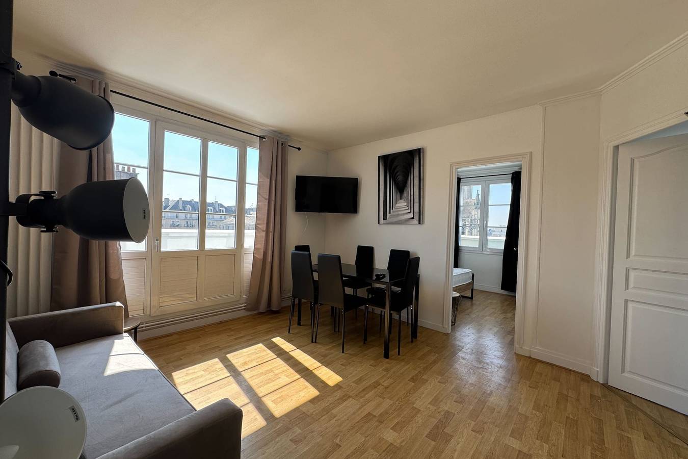Apartamento entero, Apartamento de vacaciones para 6 personas con balcón in Caen, Región de Caen