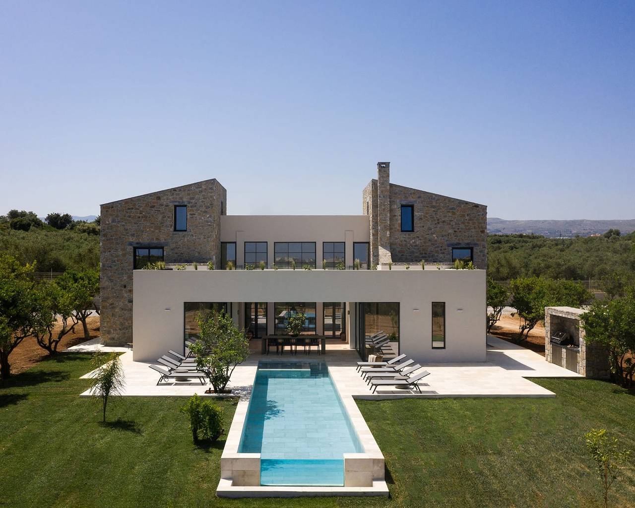 Villa Livani, Prinos | Sleeps 12 | Heated Pool | Peaceful Countryside Retreat in Skaleta, Rethymno und Umgebung