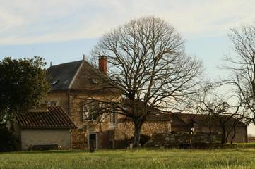 Chambre d’hôte pour 6 personnes, avec jardin et vue à Lhommaizé