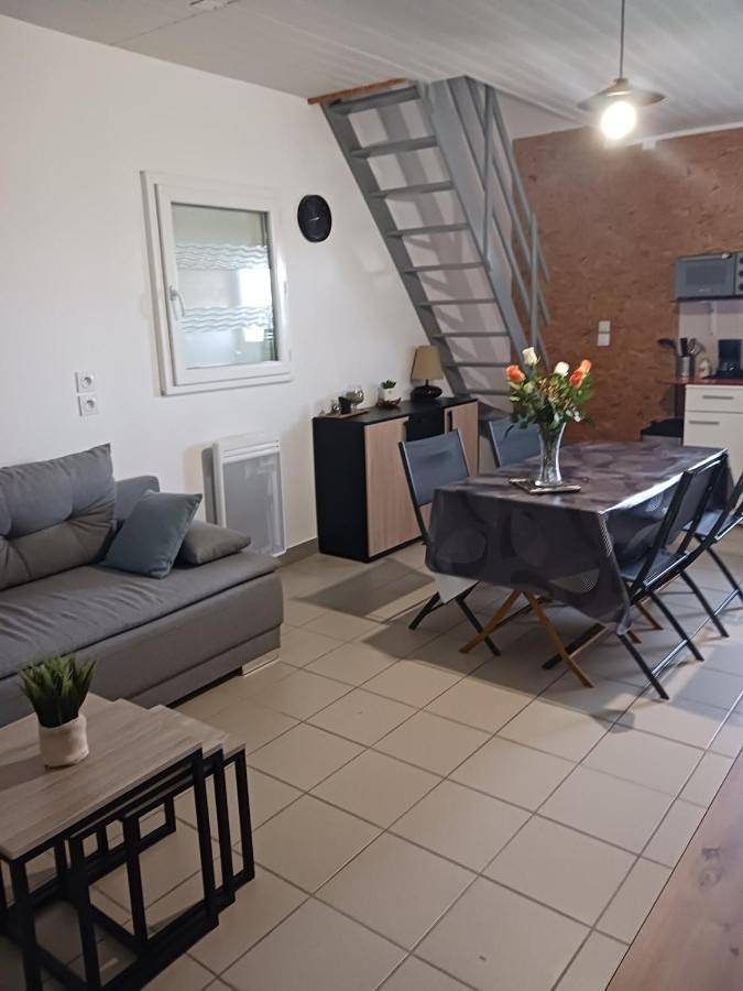 Gîte pour 3 personnes, avec vue, animaux acceptés à Talensac - 3