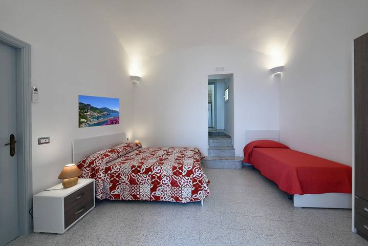 Ferienwohnung für 3 Personen, mit Balkon und Garten an der Amalfiküste - 2