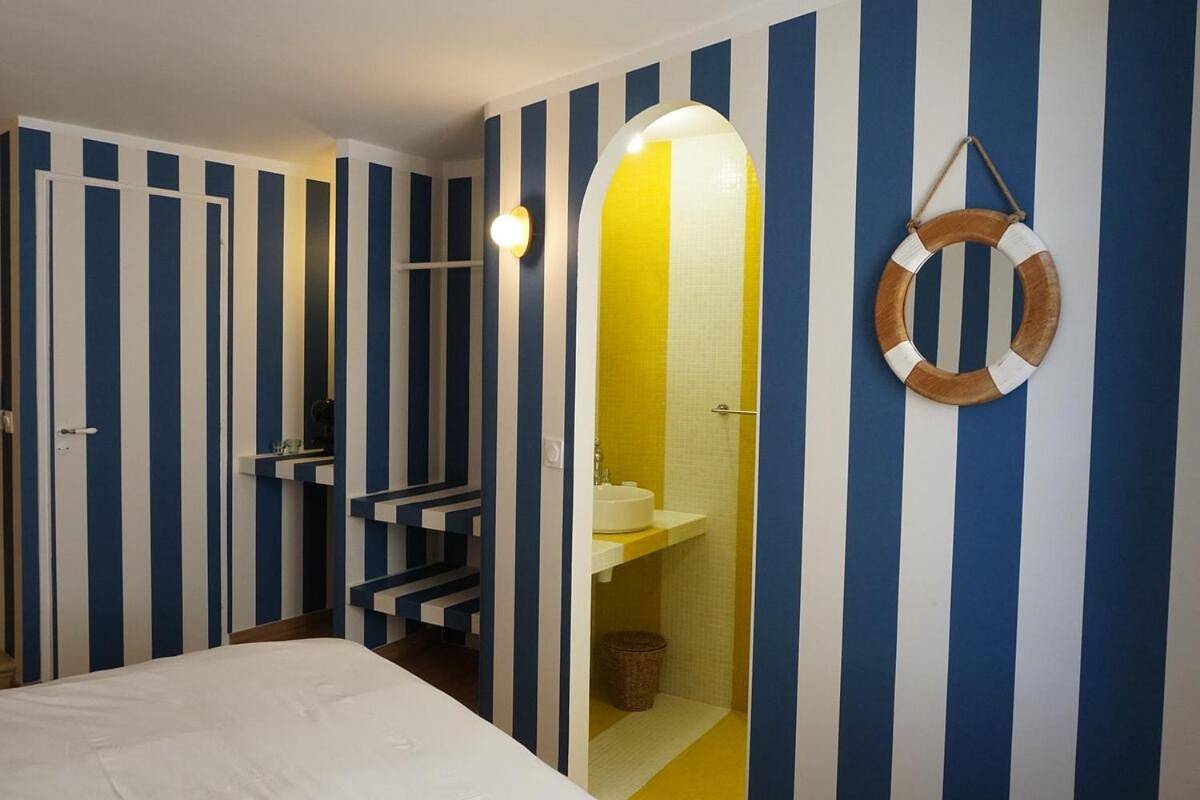 Appartement entier, Casaïa La Sudiste Chambre avec salle de bain privée in Hyeres, Parc national de Port-Cros