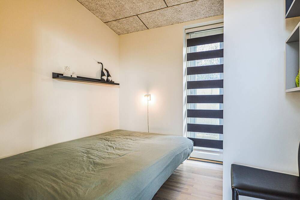 Lovely home in Løgstrup with house sea view in Hjarbæk, Limfjord in Westjütland