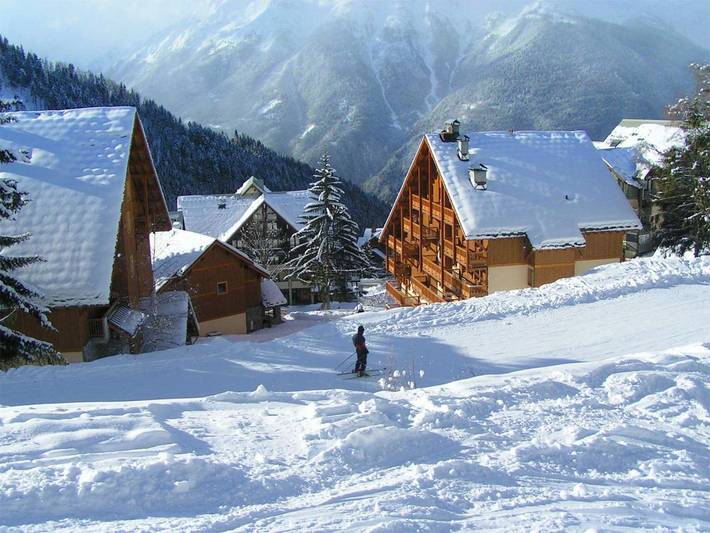 Chalet pour 10 personnes, avec sauna et balcon à Oz