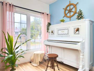 Vacation Rental for 12 Guests in Port Colborne, Niagara falls, Picture 1