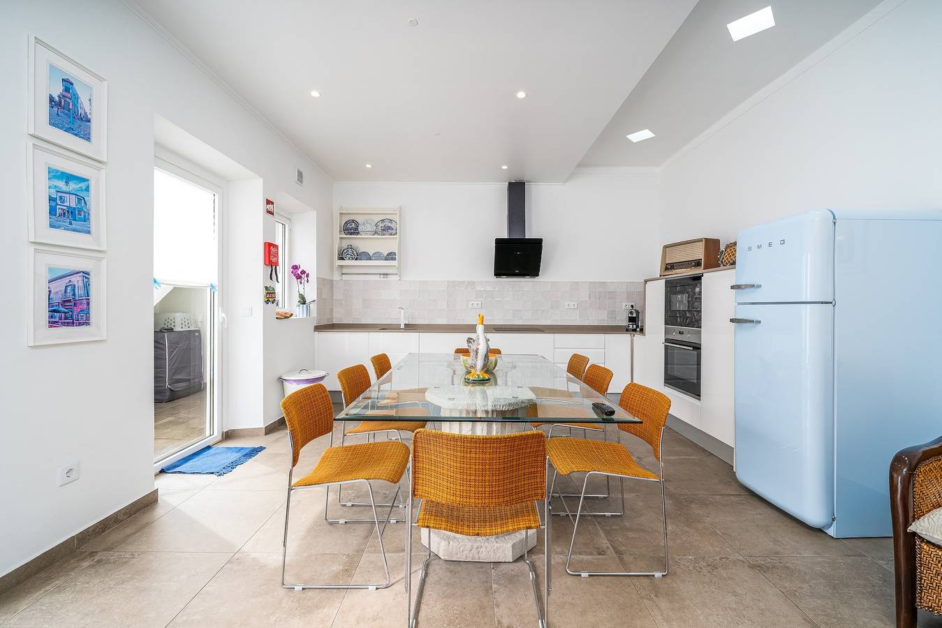 Casa Largo Da Mó: Casa de Férias com Terraço Privado, Wi-Fi e Ar Condicionado in Portimão, Distrito de Faro