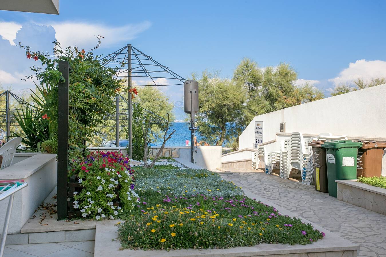 Ganze Wohnung, 1-Zimmer-Ferienwohnung am Strand Slatine, Ciovo A-23332-e in Slatine, Ciovo