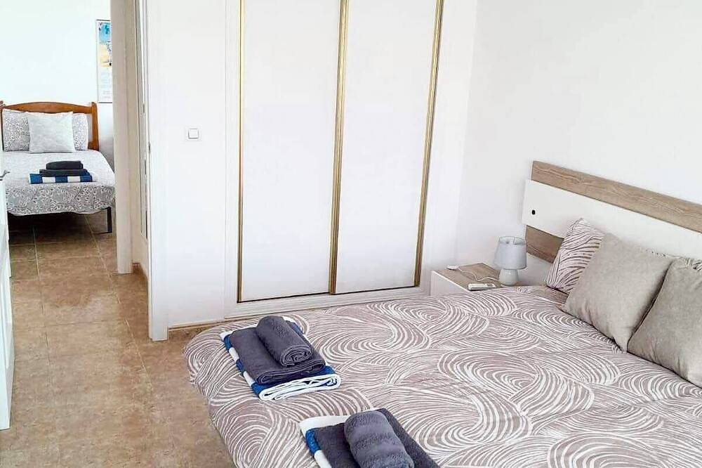 Ganze Wohnung, Lemon Apartment - Aquamarina - Cabo Roig Pool and Sea View. in Cabo Roig, Costa Blanca