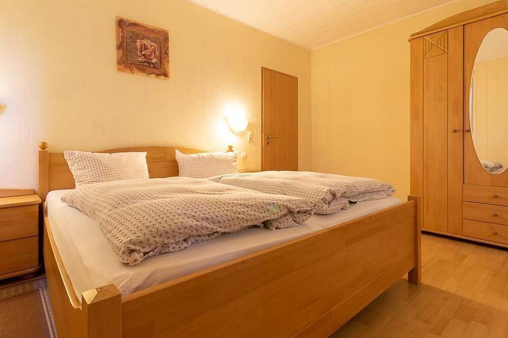 Ganze Wohnung, Ferienwohnung Nostalgie - Feriendorf Slawitsch in Bad Sulza, Weimarer Land