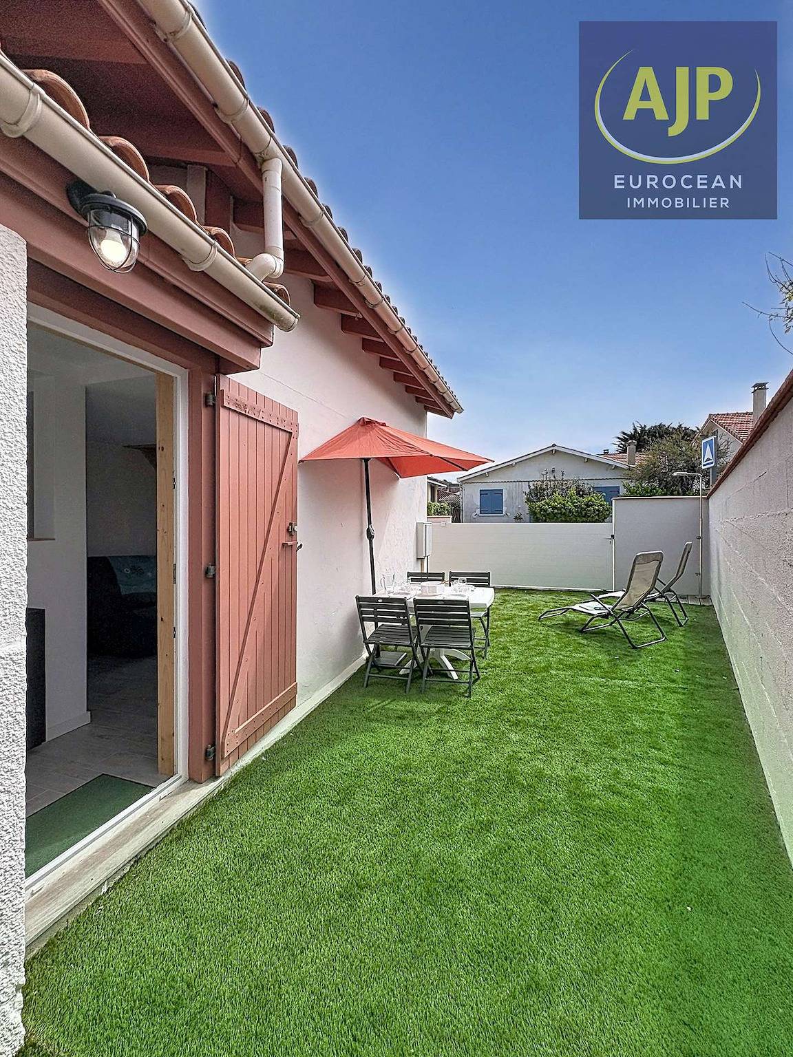 Ganze Ferienwohnung, Mezzanine-Studio für 4 Personen - Sehr beliebtes südliches Viertel - Lacanau Ocean in Lacanau Ocean, Lacanau