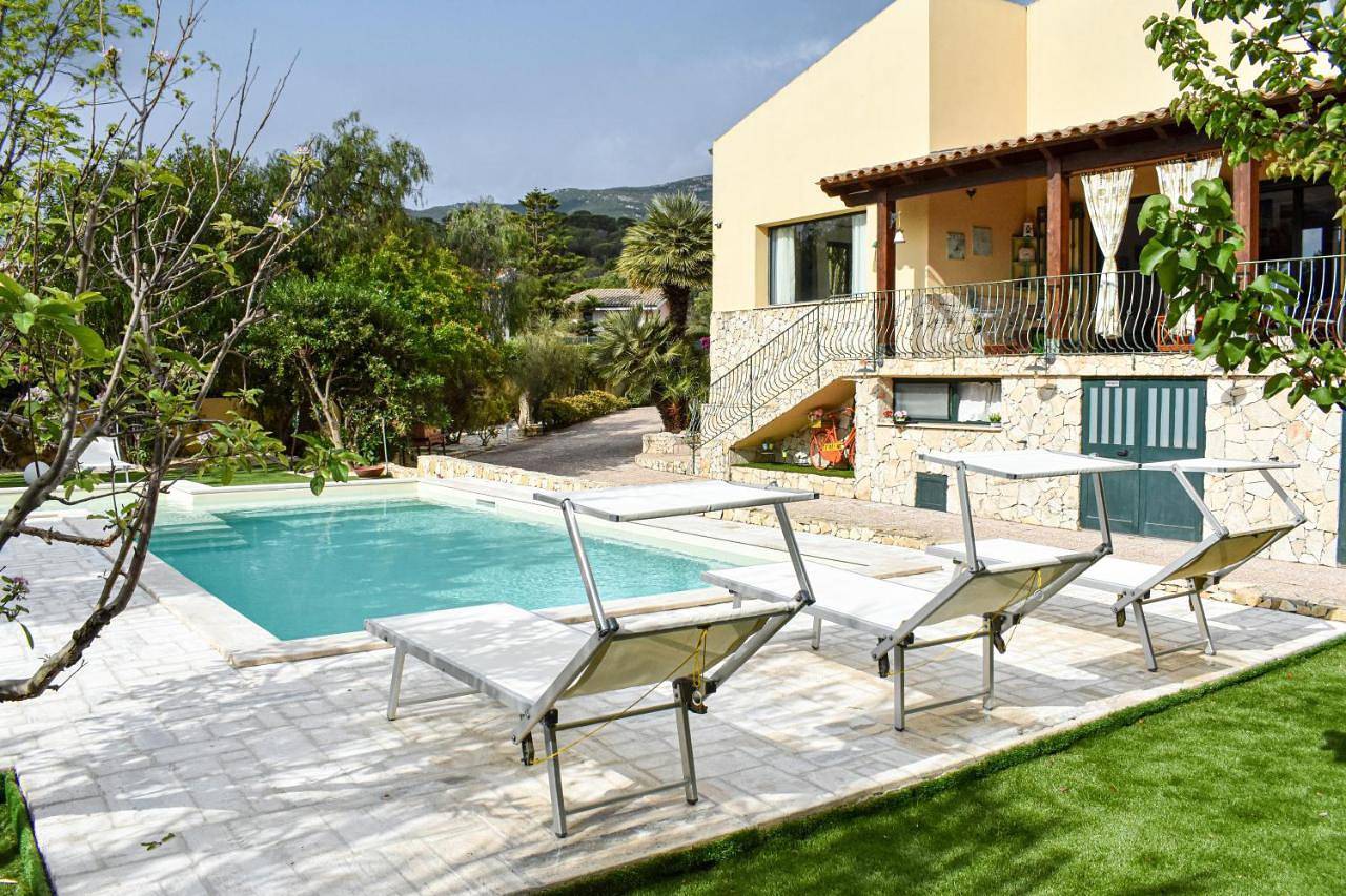 La Villa Incantata in Poggio dei Pini, Capoterra