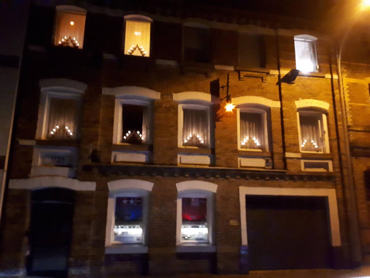 Ganze Ferienwohnung, Ferienwohnung Zur Modell-Auto-Galerie Greiz - Fewo, Dusche, Wc, 1 Schlafraum, 1 Aufb. mgl. in Greiz, Region Greiz