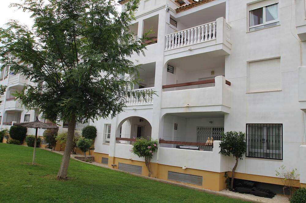 Apartamento entero, Hostal Martin Villa Golf Plaza Orihuela Costa Alicante. Wifi gratuito in Villamartín (Orihuela), Orihuela