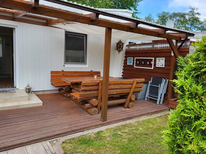 Bungalow für 4 Personen, mit Terrasse