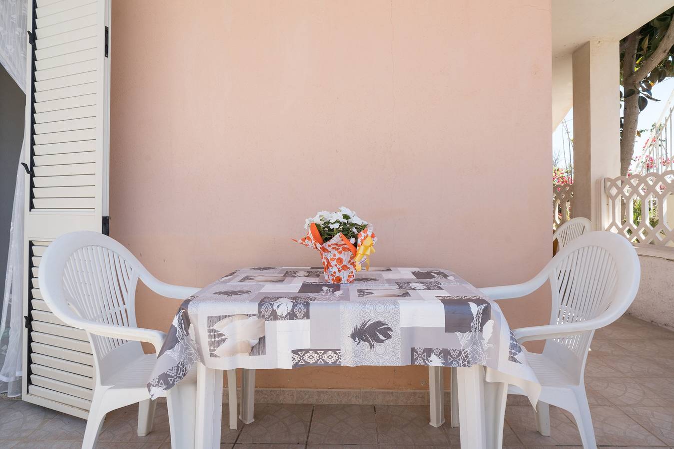 Entire apartment, Apartment 'Monolocale A Due Passi Dal Mare' with Private Terrace in La Caletta, Siniscola