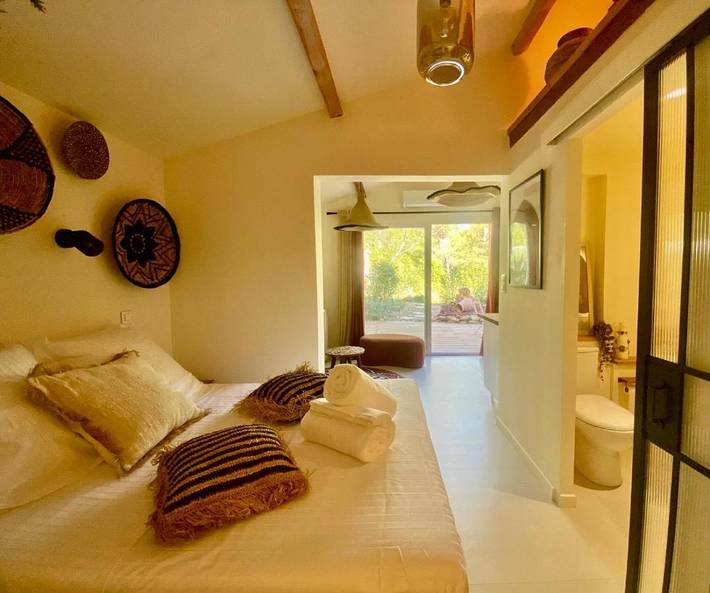 Maison d’hôte pour 2 personnes, avec vue ainsi que jardin et piscine à Le Beausset - 2