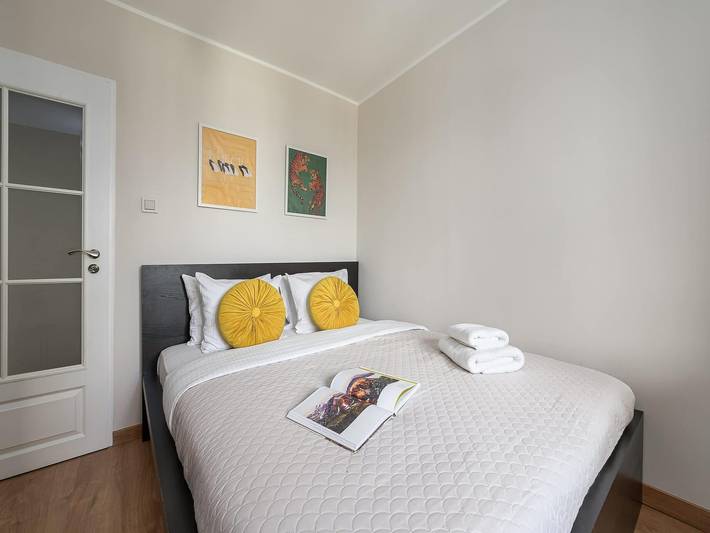 Ganze Wohnung, Riverside Flat in der Nähe des Stadions in Warschau, Masowien