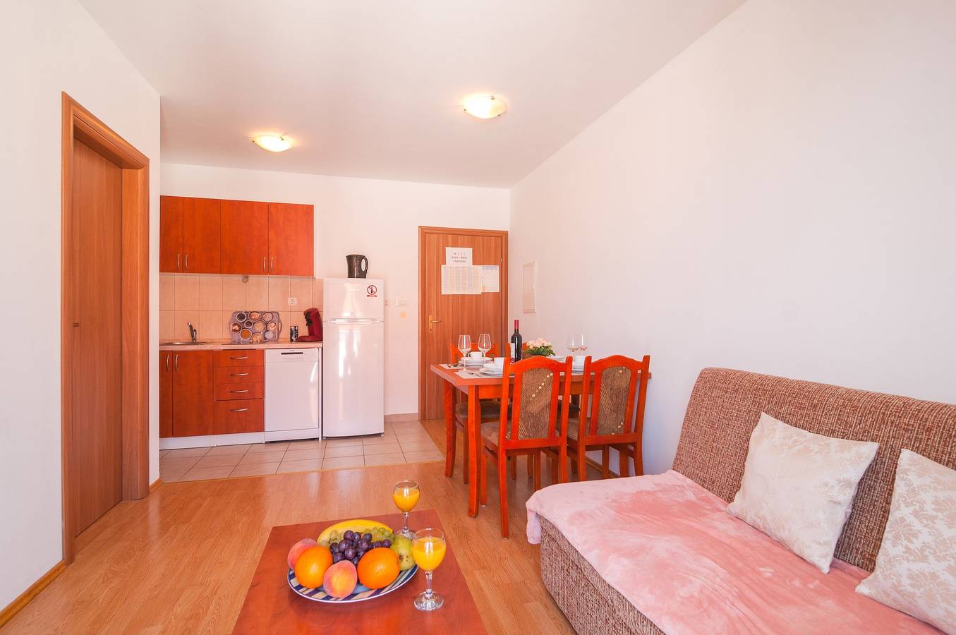 Apartamento entero, Apartamento de vacaciones para 3 personas con vistas al mar in Supetar, Brac