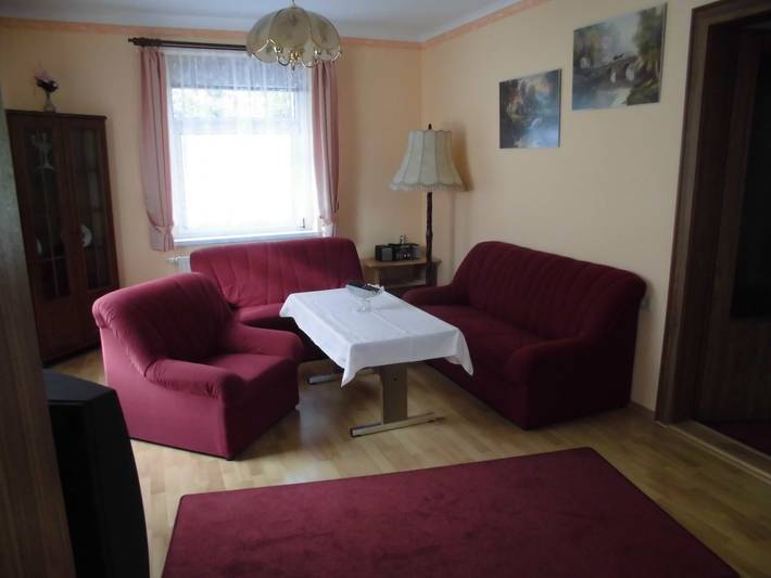 Ferienwohnung für 6 Personen, mit Terrasse und Garten in Cotta