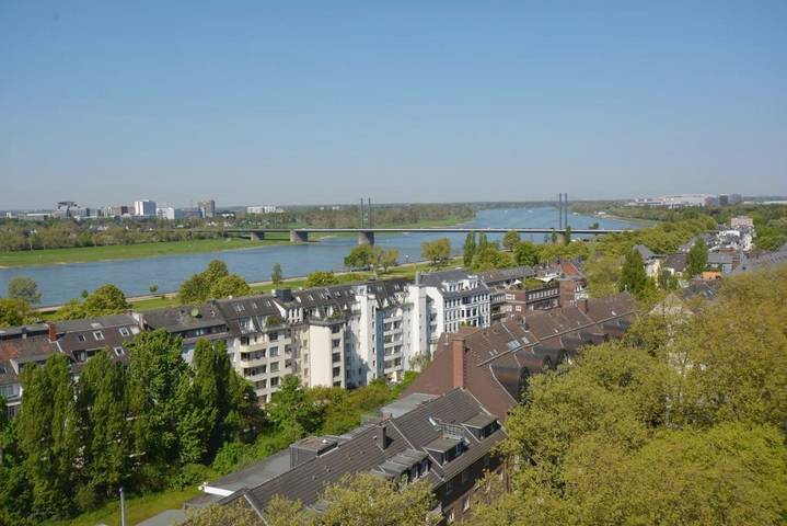 Ferienwohnung für 4 Personen, mit Balkon und Terrasse sowie Seeblick und Ausblick in Düsseldorf und Umgebung - 2