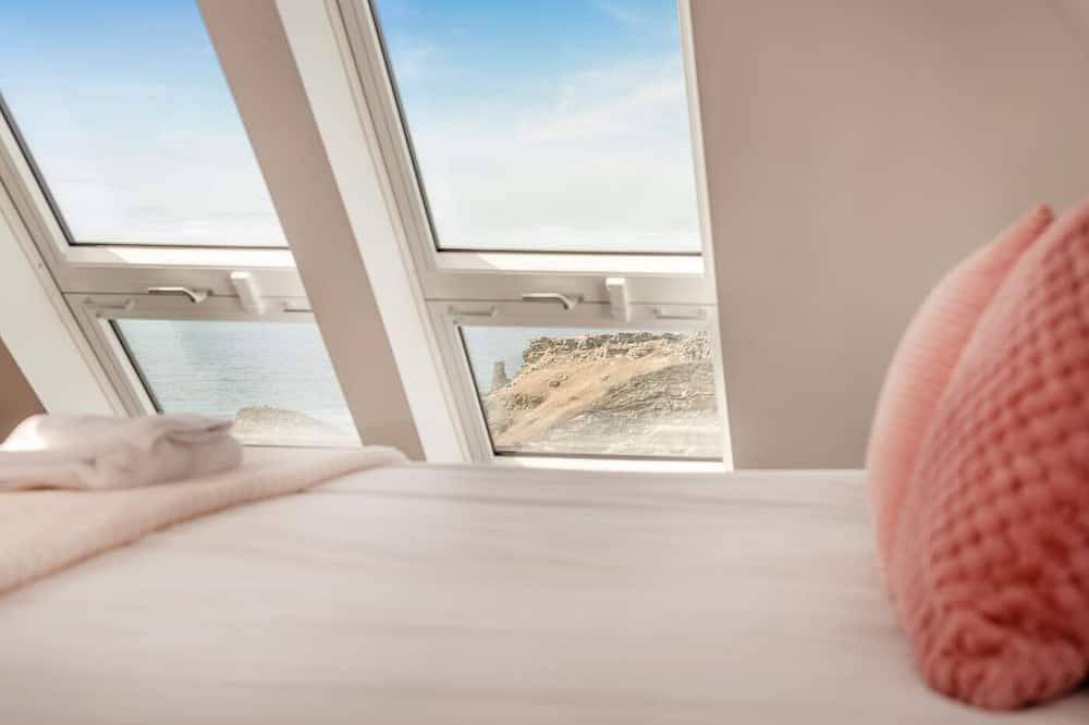 Entire apartment, 3 Bed in Tintagel (oc-e32938) in Tintagel, Pentire Point - Widemouth