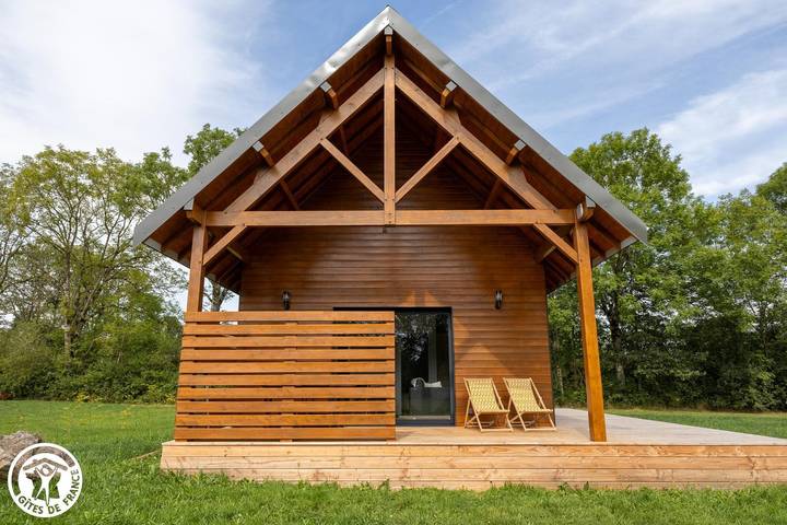 Gîte pour 4 personnes, avec Terrasse ainsi que Jardin et Vue