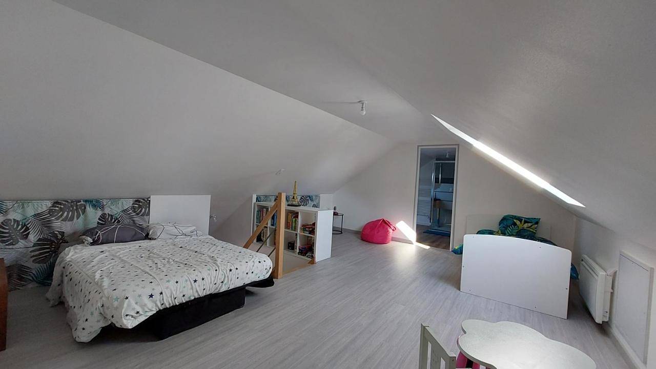 Three-Bedroom Home in Vibraye, Sarthe