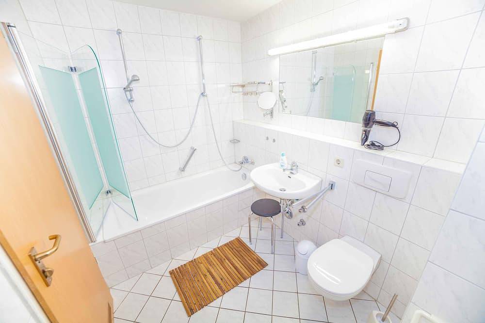 Ganze Wohnung, Fewo Goldene Krone Leipzig inkl. Tiefgarage in Leipzig-Süd, Leipzig