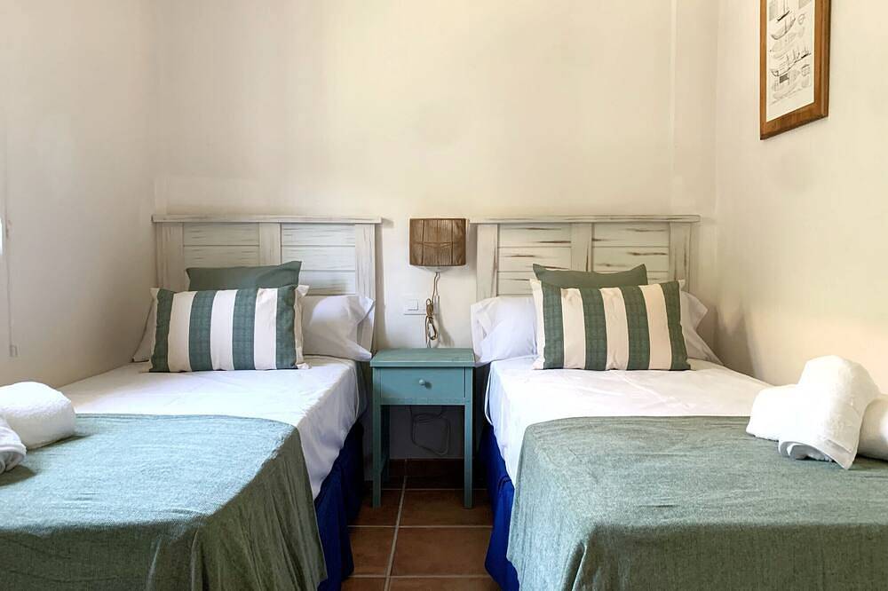 Arena, donde el jardín termina en las dunas. in Roche, Conil de la Frontera